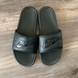nike slides